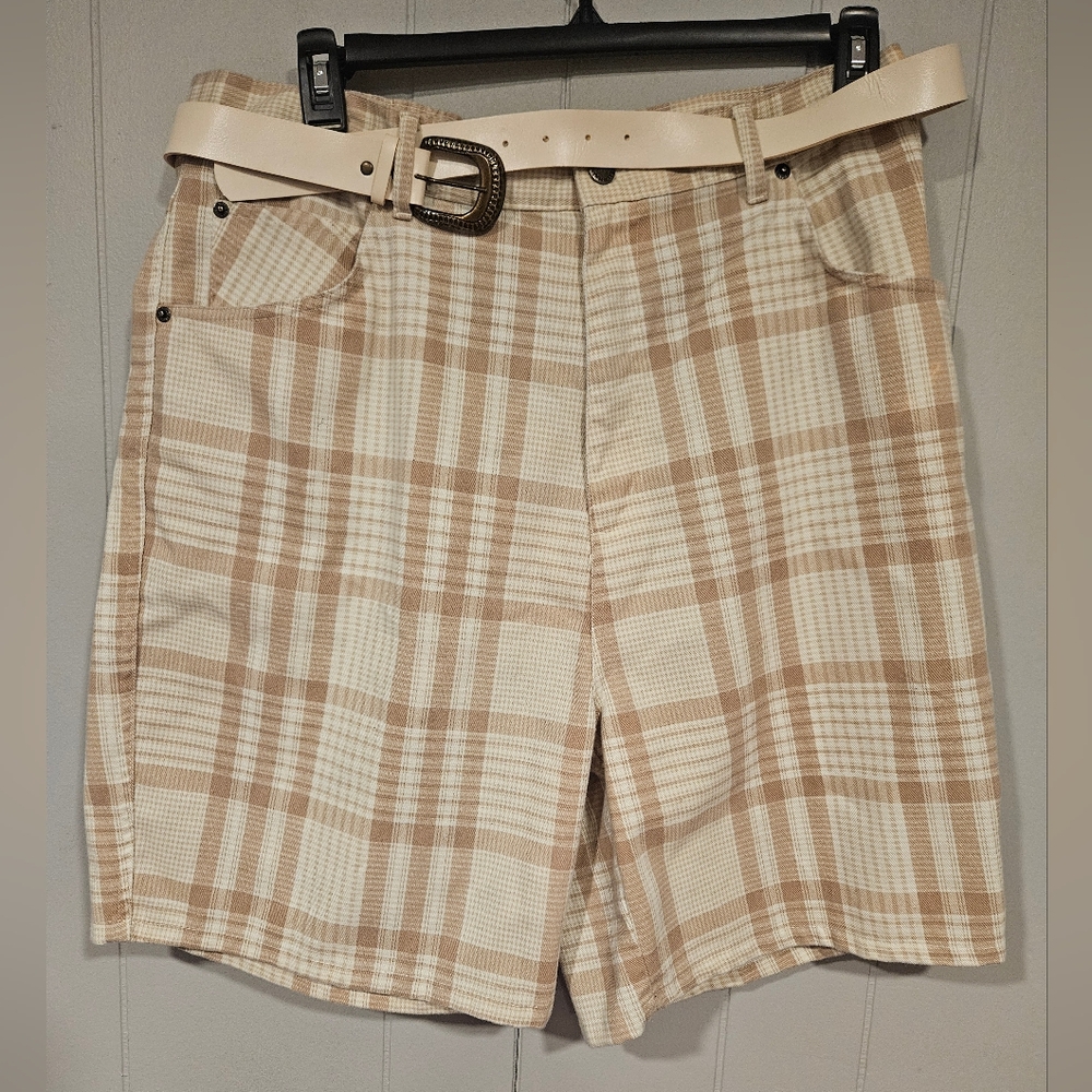 Vintage Carolina Bay Plus Tan & Cream Plaid Shorts With Belt Size 18 Women's